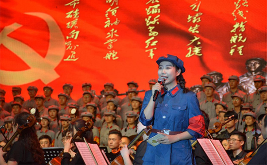 中國青年報：3800多萬高校學子“花樣”告白“我愛你，我的祖國”